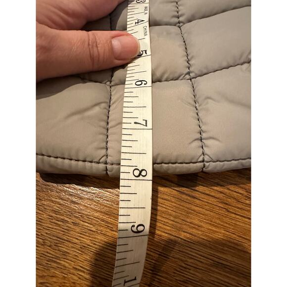 Tarte Cosmetics Quilted Makeup Bag – Gray – 8x10 – Brand New Sleek Design - Picture 5 of 6